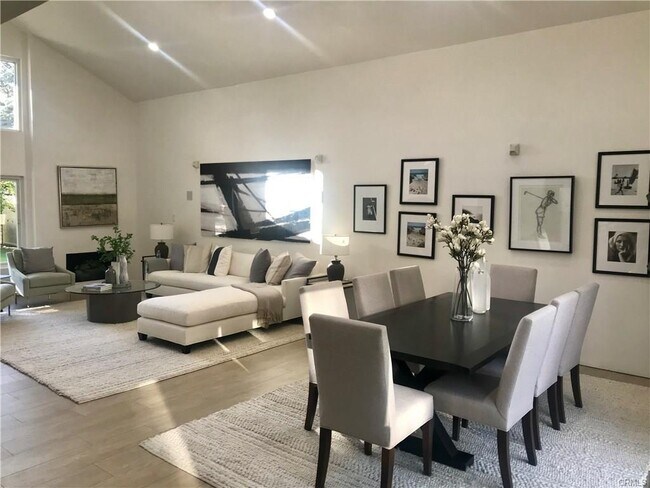 Foto del edificio - 5714 Vantage Ave