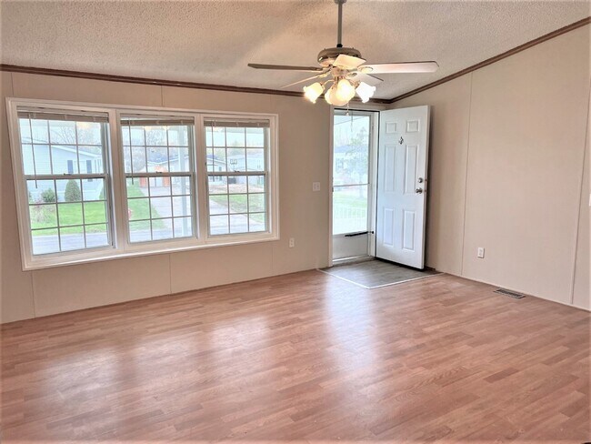 Foto del edificio - 288 Partridge Dr