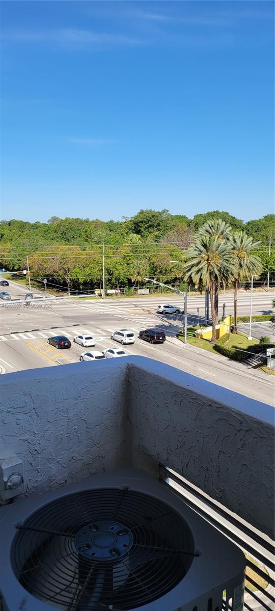 Foto del edificio - 13499 Biscayne Blvd