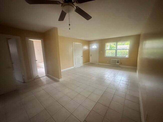 Foto del edificio - 5644 NW 14th Ct