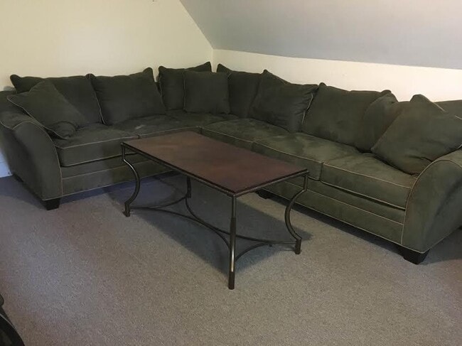 Building Photo - 117 Dewitt Pl