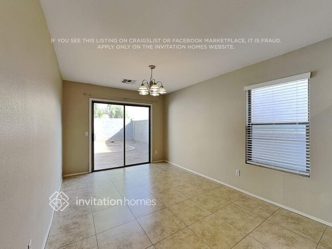 Building Photo - 8852 E Plana Ave