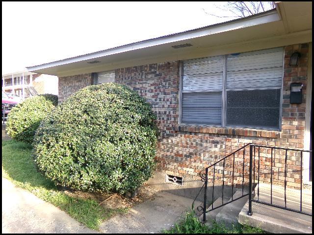 Building Photo - 217 N Fillmore St