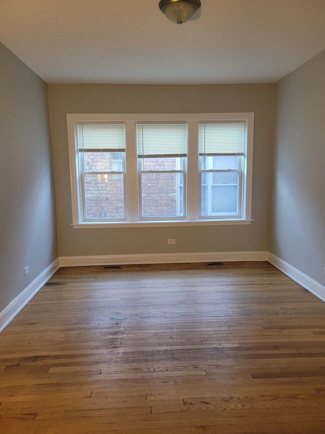 Foto del edificio - 6652 S Rockwell St