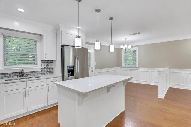 Building Photo - 3575 Fairburn Pl NW