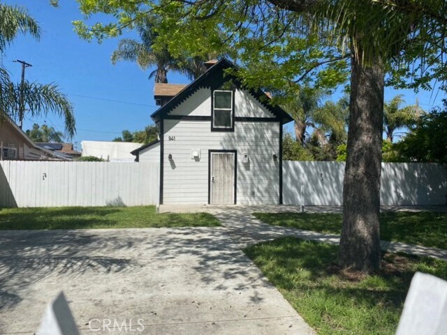 Primary Photo - 941 Glen Ave