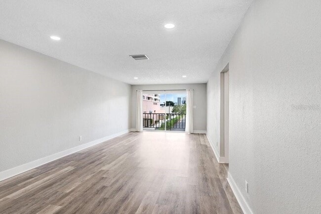 Foto del edificio - 4610 W Gray St