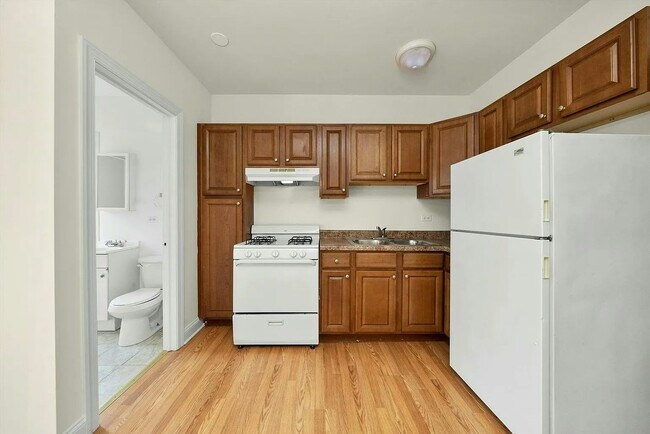 Building Photo - 2600-2601 North Kimball Avenue, Unit 208