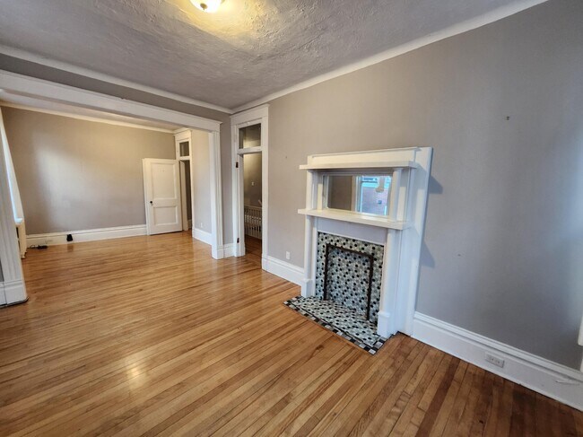 Photo du bâtiment - 242-242 Princess St