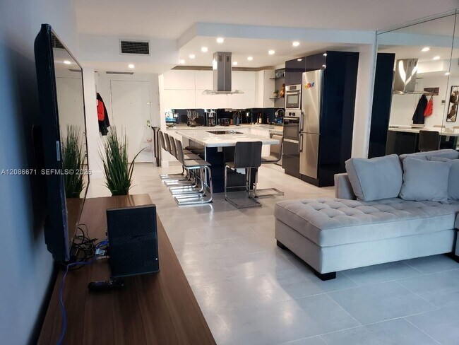 Foto del edificio - 2301 Collins Ave