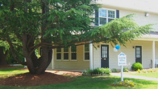 Foto del edificio - 5392 Harbor Ct