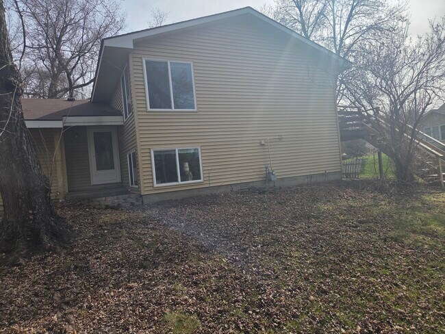 Foto del edificio - 803 1st Ave NW