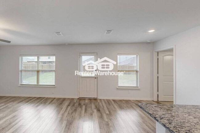 Foto del edificio - MOVE IN READY - 3BED/2BATH - FORNEY TEXAS ...