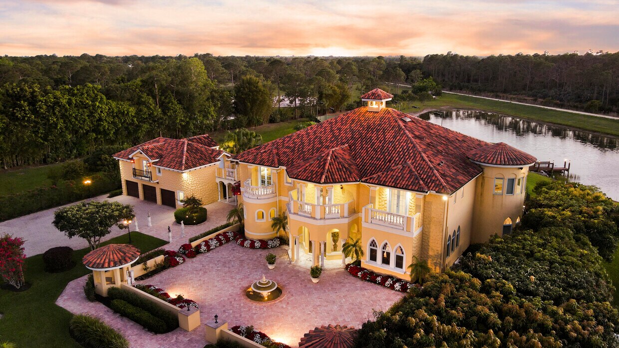 Foto principal - 1800 SE Ranch Rd S