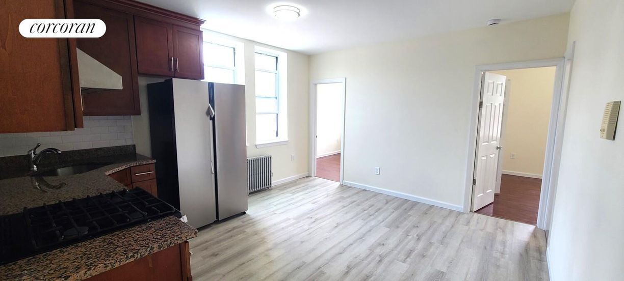 Foto principal - 37-34 12th St