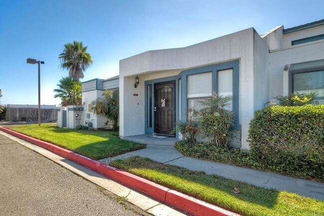 Building Photo - 151 Bronze Way