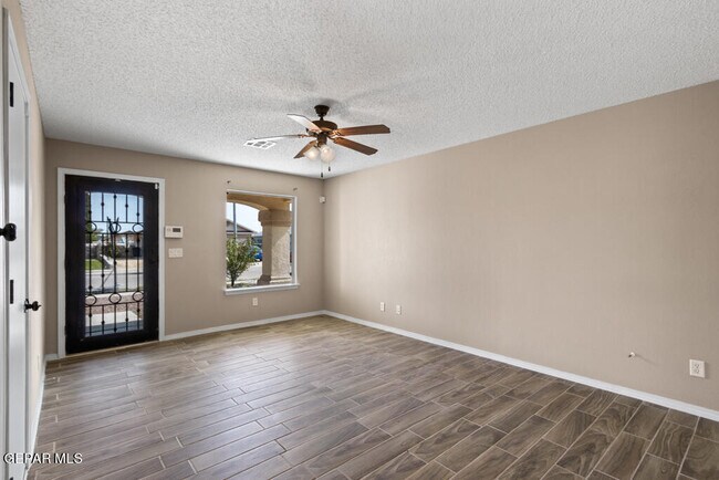 Building Photo - 14312 Desert Cactus Dr