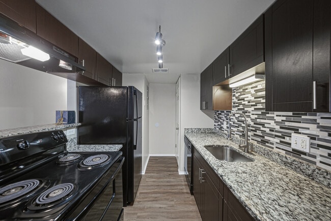 Building Photo - Magnolia Apartments