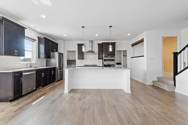 Foto del edificio - 5898 Urbandale Ct N