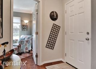 Building Photo - 3 br, 2.5 bath House - 947 Village Brook Way