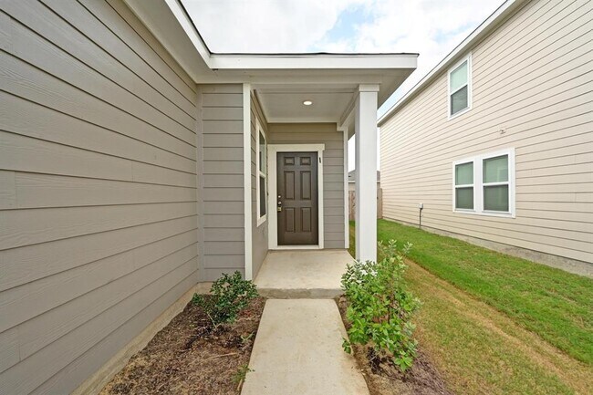 Foto del edificio - 473 Thistle Ln