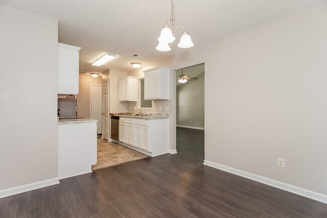 Foto del edificio - Adorable 3 Bedroom Home