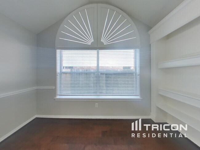 Foto del edificio - 18710 Regatta Rd