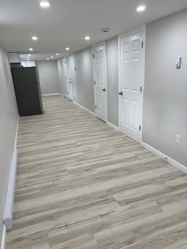 Building Photo - 28 Mc Millen St
