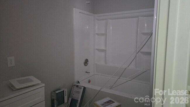 Foto del edificio - 3309 Rollingwood Dr