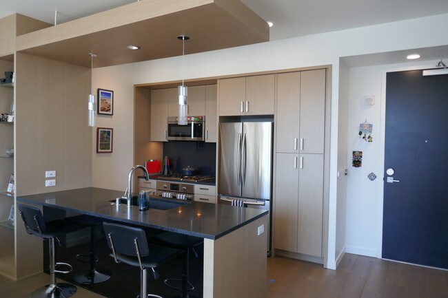 Foto del edificio - 1321 Seneca St