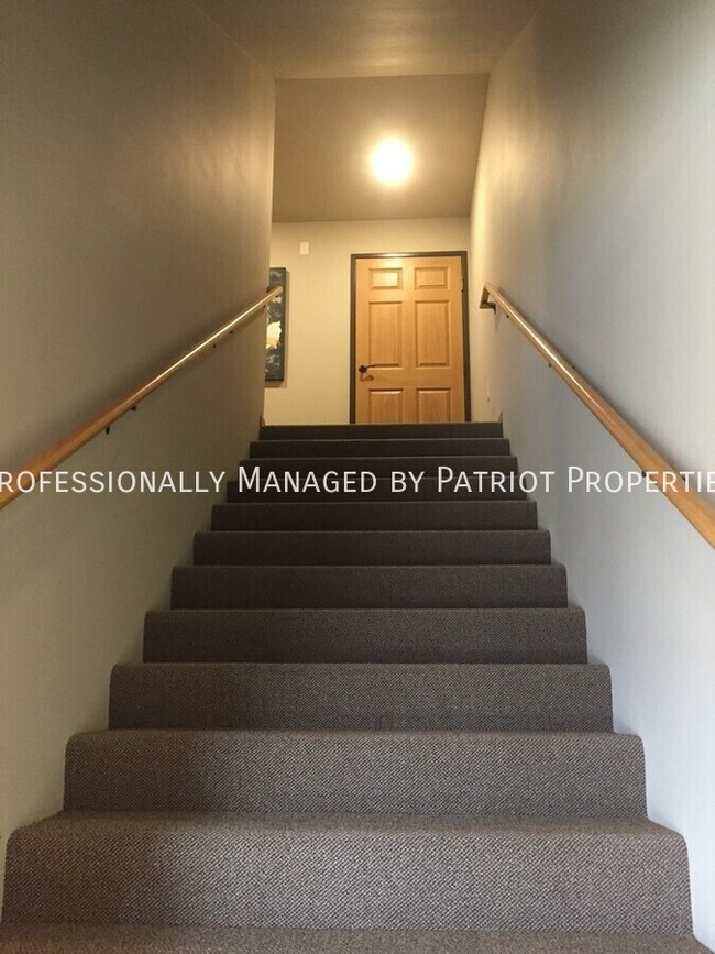 Building Photo - 1010 Berry Ave