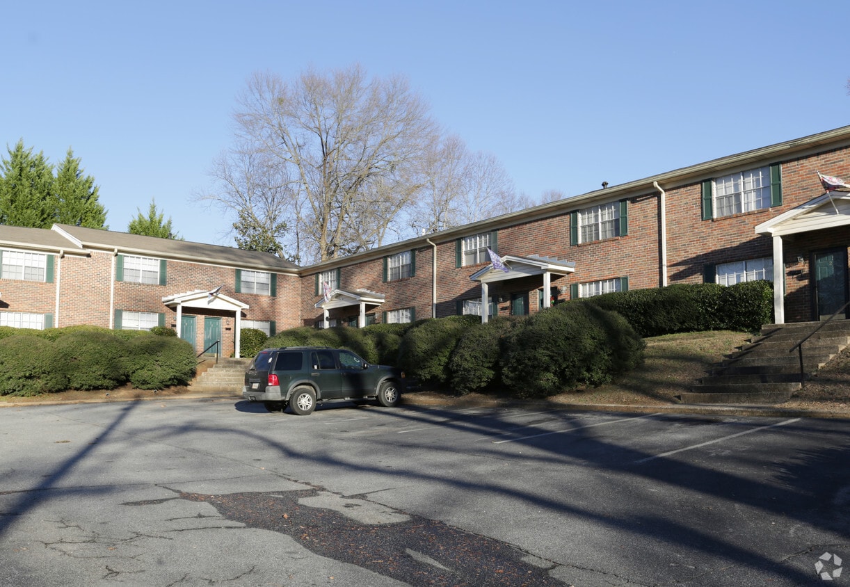 Primary Photo - Belle Crest Town Houses