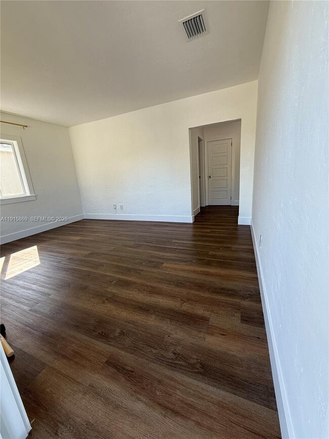 Foto del edificio - 2770 SW 34th Ct