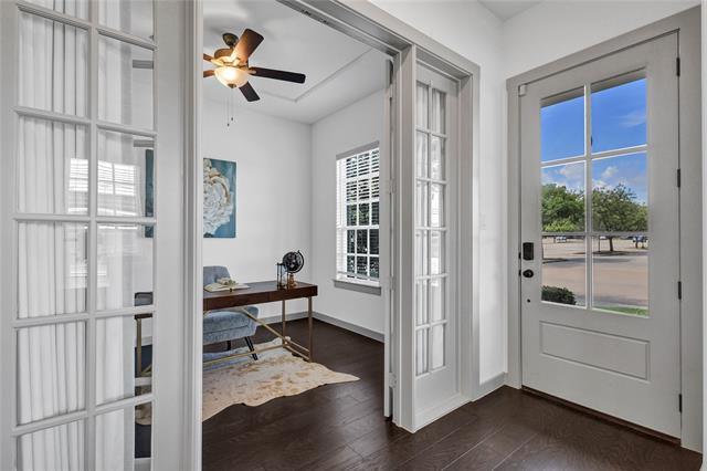 Building Photo - 8886 Ice House Dr