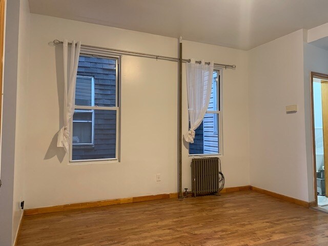 Living room - 45 Hinsdale St