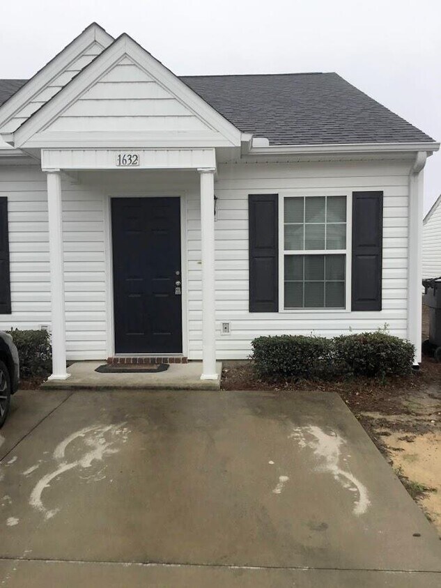 1632 Emma St, Augusta, GA 30909 Townhome Rentals in Augusta GA