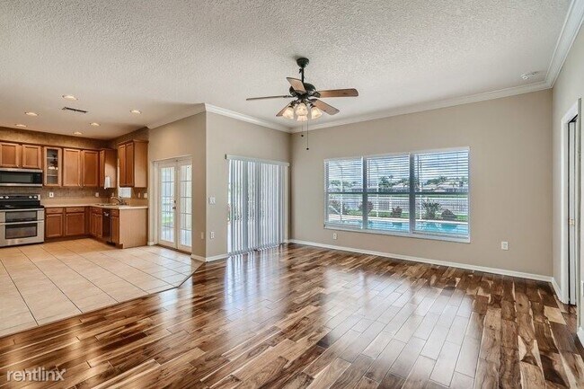 Foto del edificio - 5 br, 3 bath House - 22727 Killington Blvd...