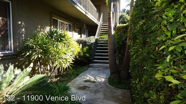 Building Photo - 11900 Venice Blvd