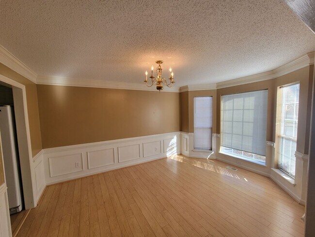 Building Photo - 602 Kimberly Place