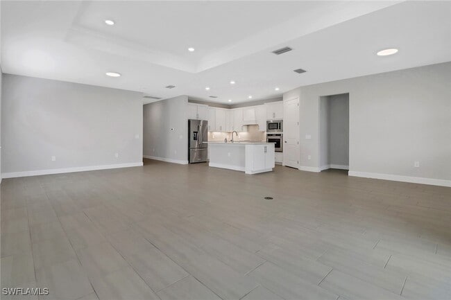 Foto del edificio - 16172 Bacopa Dr