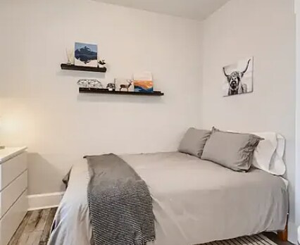 Foto del edificio - 212 E Maple Ave