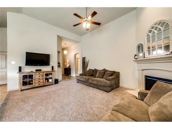 Building Photo - 313 Delgany Trail