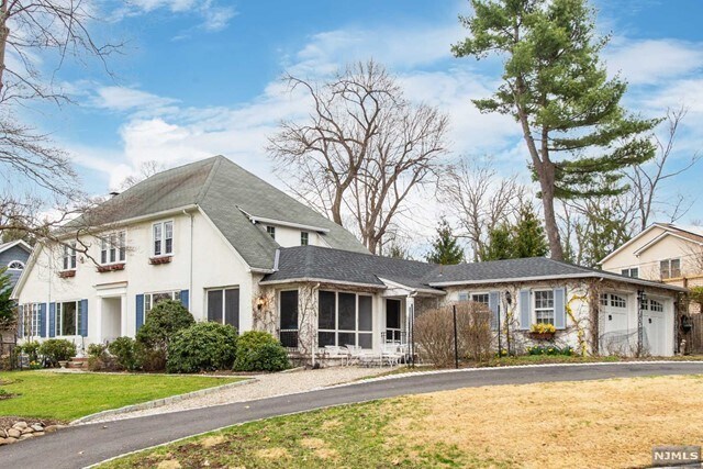 Primary Photo - 331 Parkside Rd