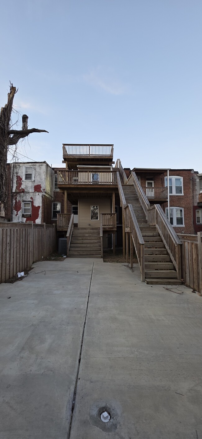 Foto del edificio - 2461 Shirley Ave