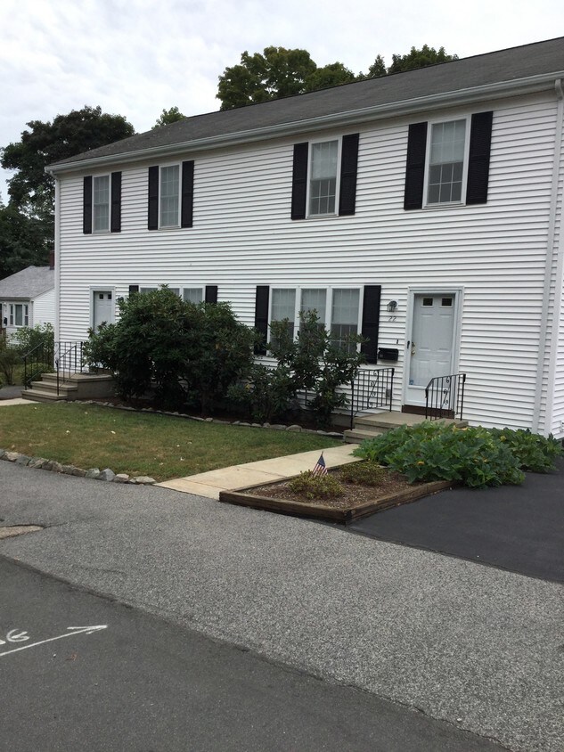 22 Bowditch St, Braintree, MA 02184 Townhome Rentals in Braintree MA