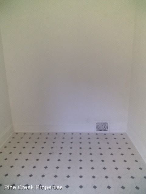 Foto del edificio - 2237 E 73rd St