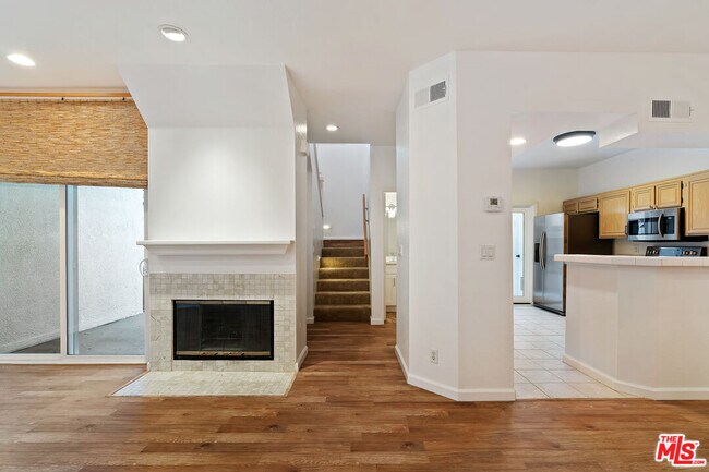 Building Photo - 5480 Spanish Oak Ln