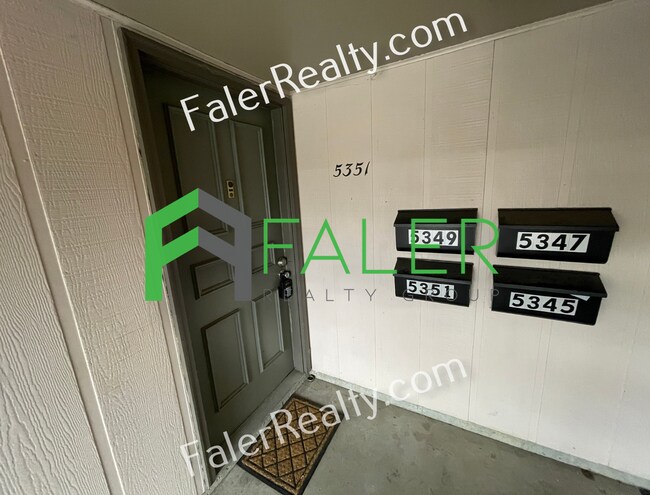 Foto del edificio - Spotless Ground Floor Condo