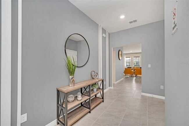 Foto del edificio - 7551 Oakmoss Loop