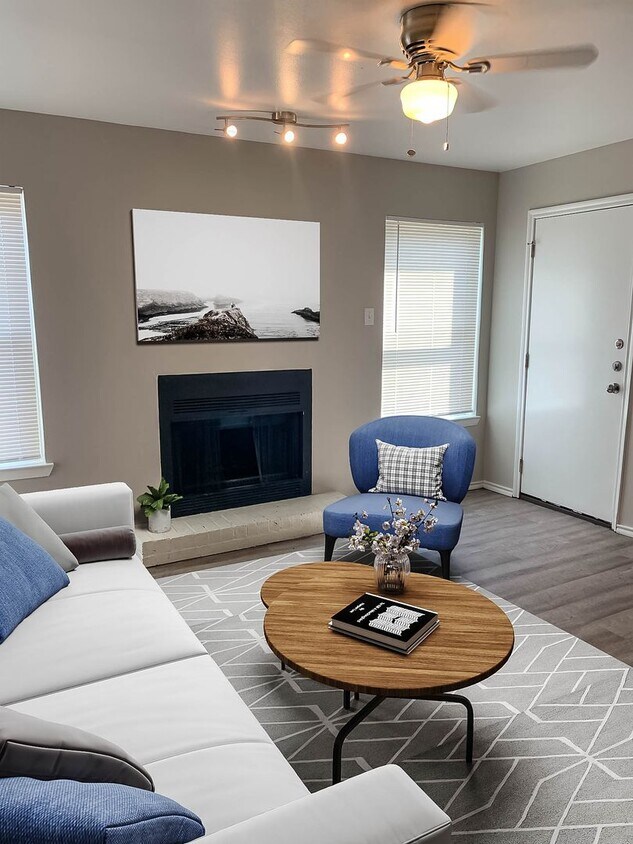 Foto del edificio - Monarch Place Apartments